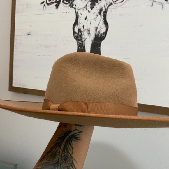 Lack of color rancher hat - Picture 2 of 4